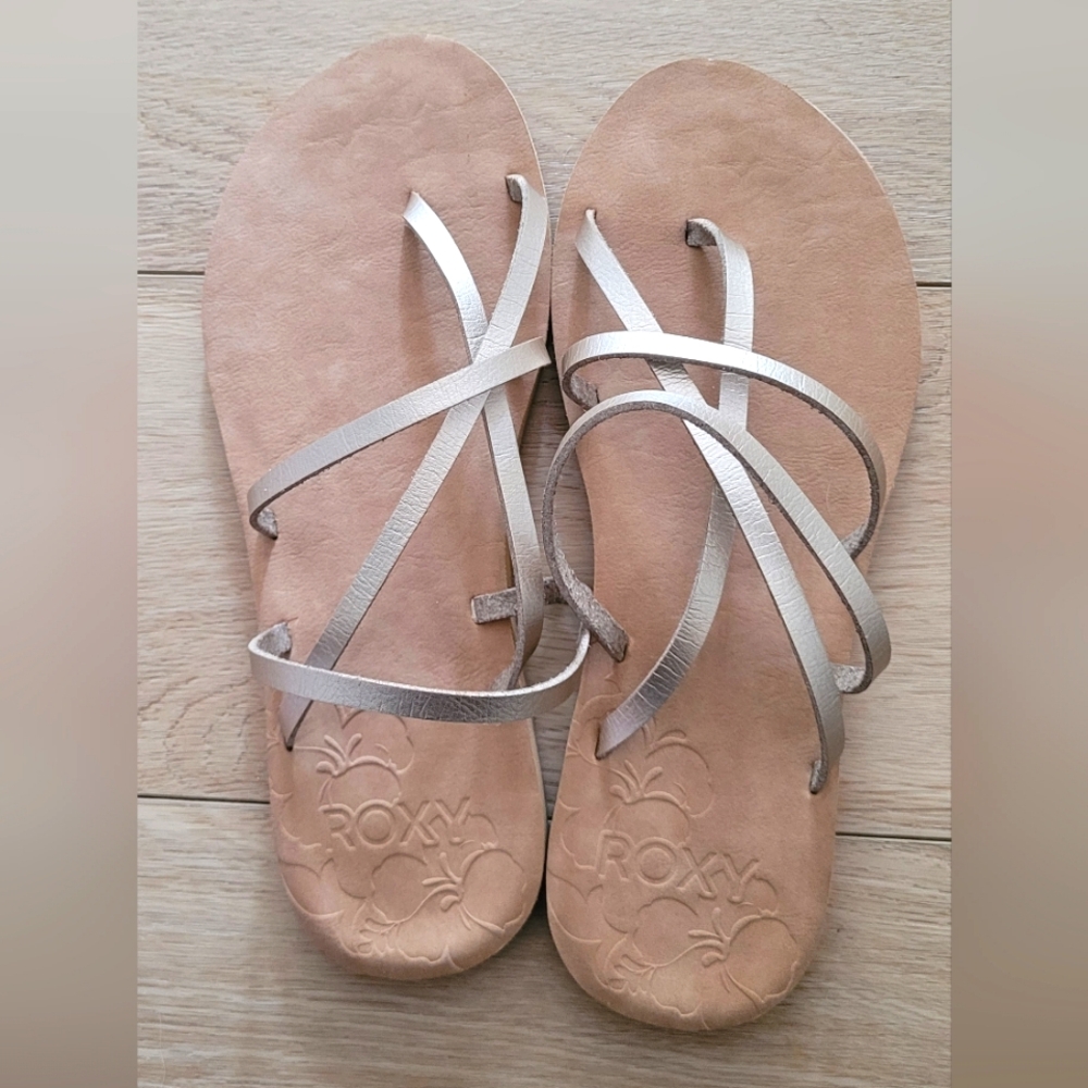Roxy strappy sandals.